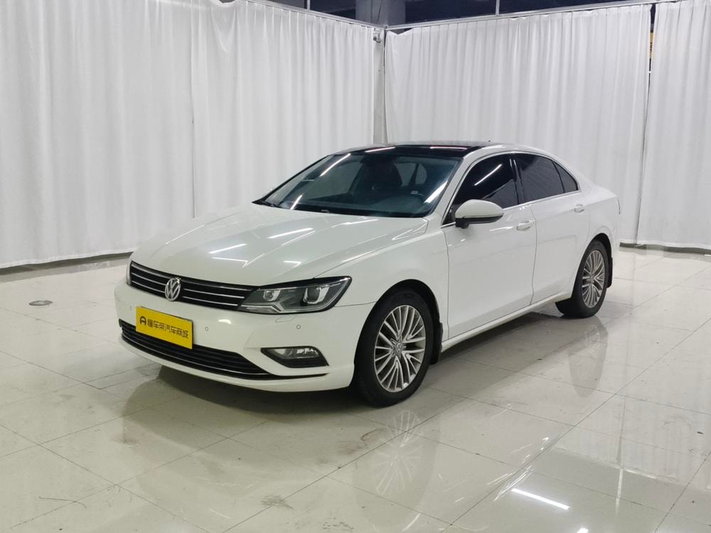 Volkswagen Lamando 2015 — фото автомобиля 1