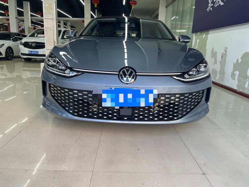 Volkswagen Lamando 2022 — фото автомобиля 1