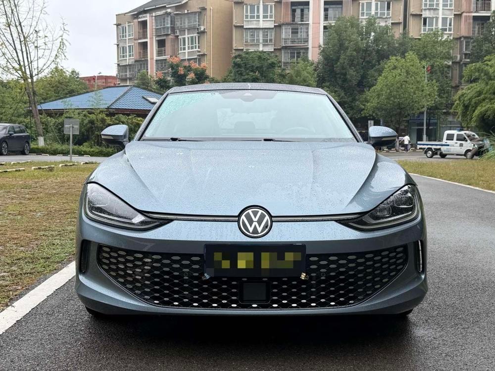Volkswagen Lamando 2023 — фото автомобиля