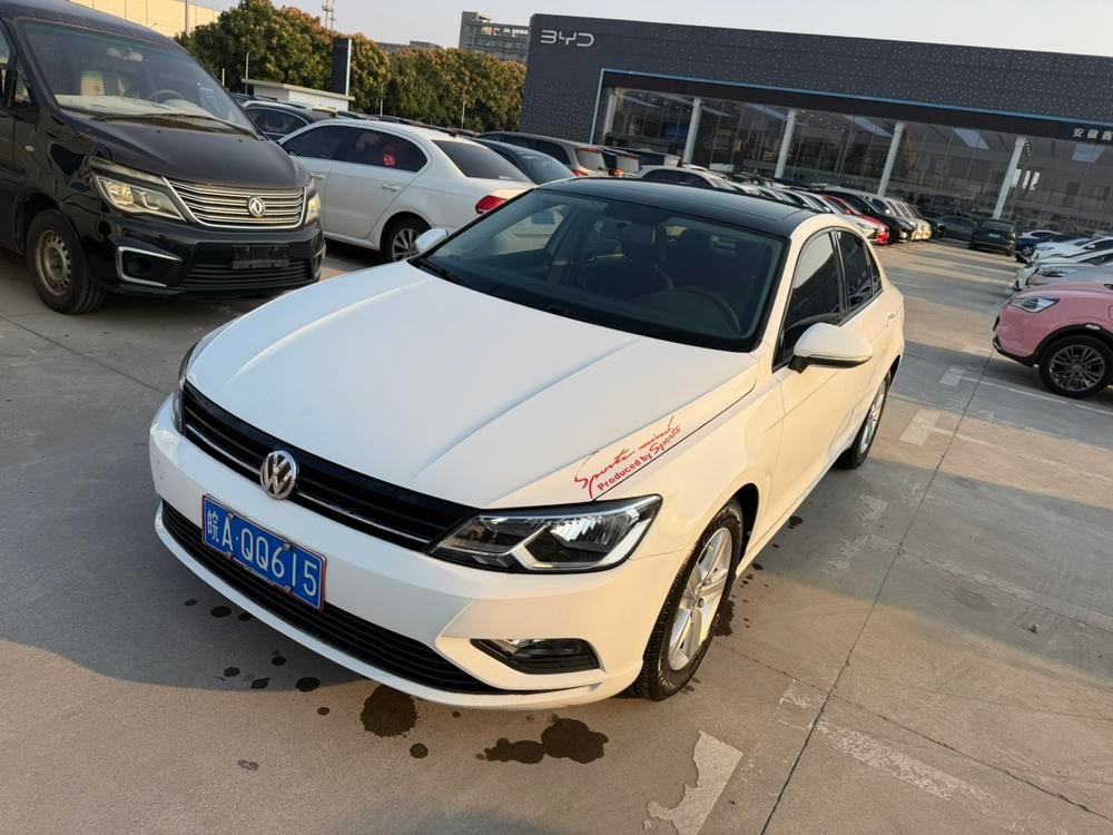 Volkswagen Lamando 2018 — фото автомобиля