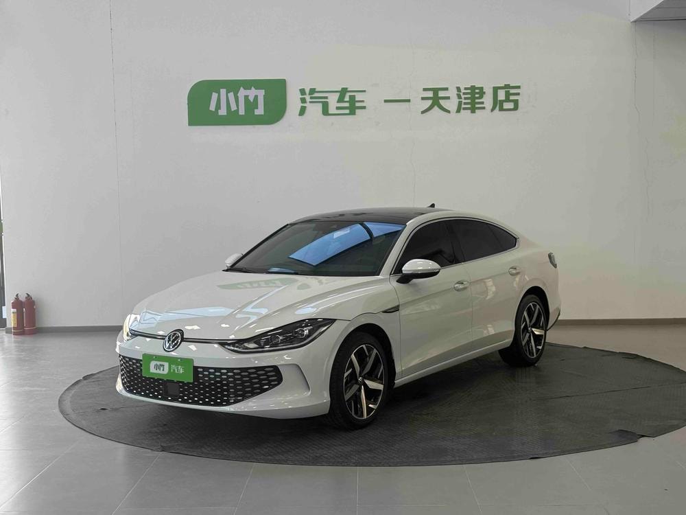 Volkswagen Lamando 2023 — фото автомобиля 1