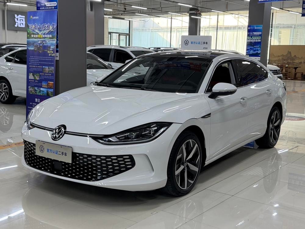 Volkswagen Lamando 2022 — фото автомобиля