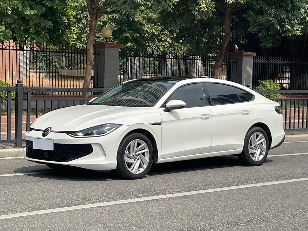 Volkswagen Lamando 2022 — фото автомобиля