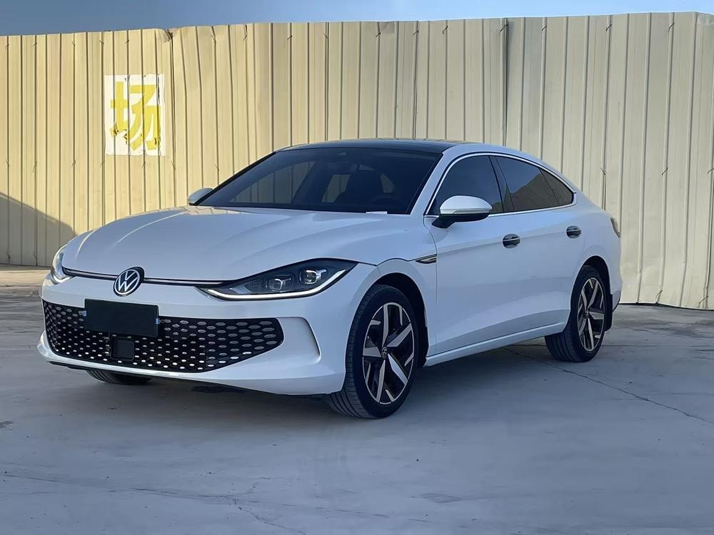 Volkswagen Lamando 2024 — фото автомобиля