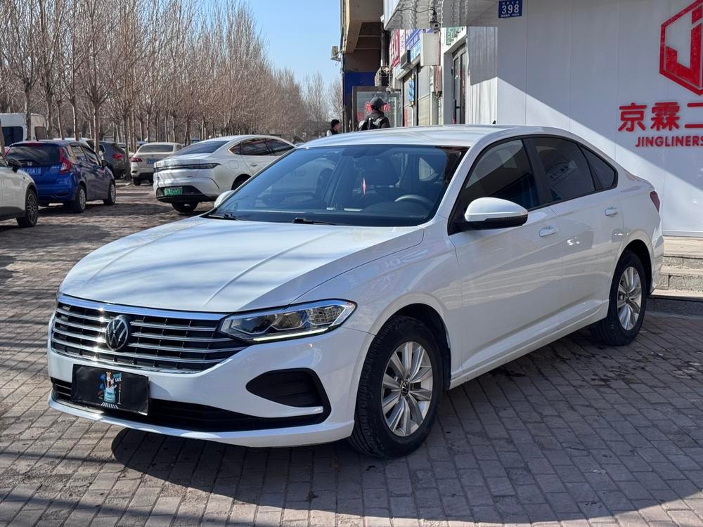 Volkswagen Lavida 2023 — фото автомобиля