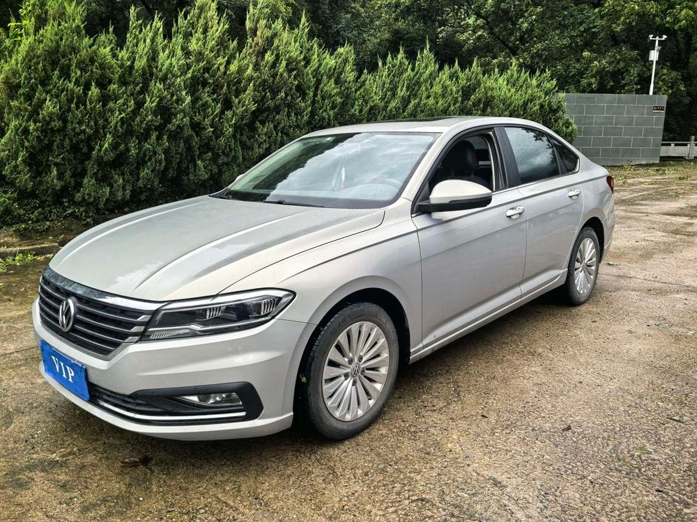 Volkswagen Lavida 2018 — фото автомобиля