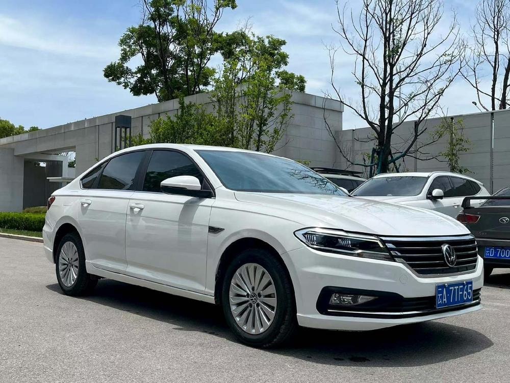 Volkswagen Lavida 2021 — фото автомобиля