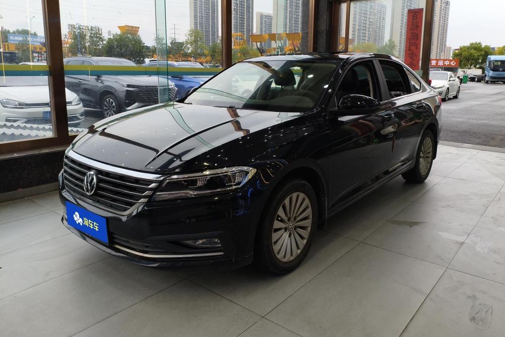 Volkswagen Lavida 2019 — фото автомобиля