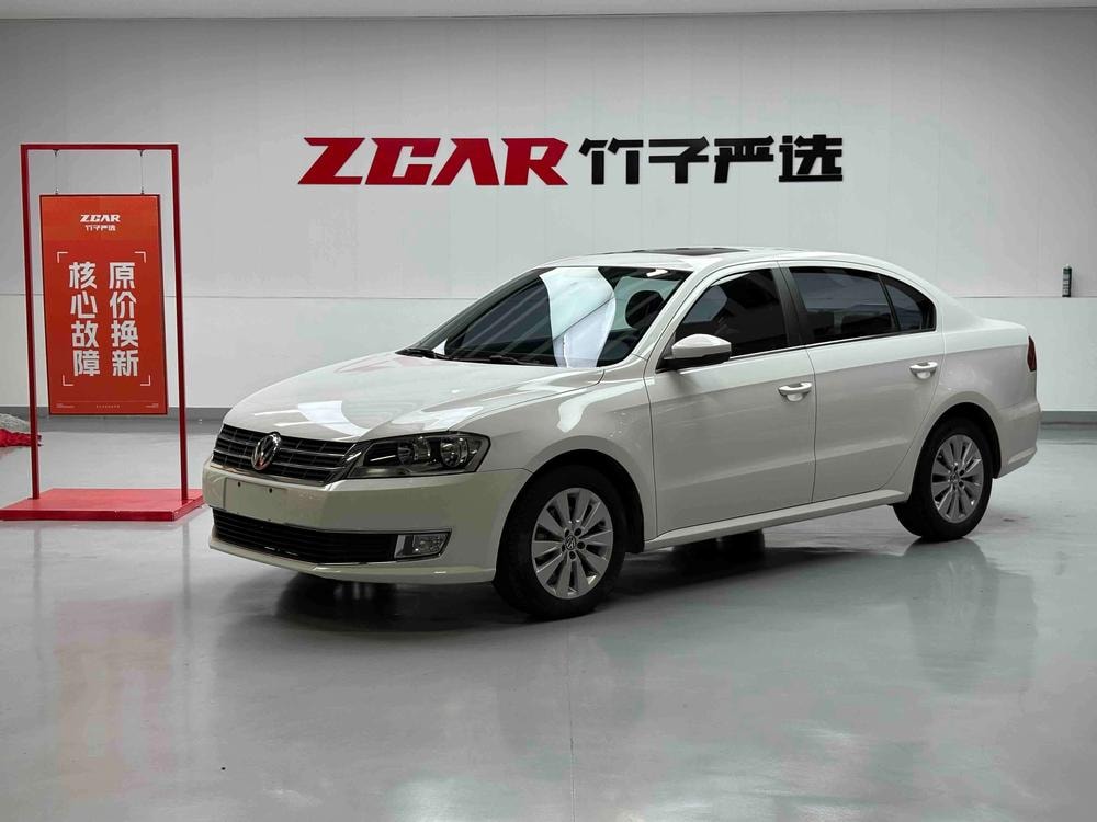 Volkswagen Lavida 2013 — фото автомобиля 1