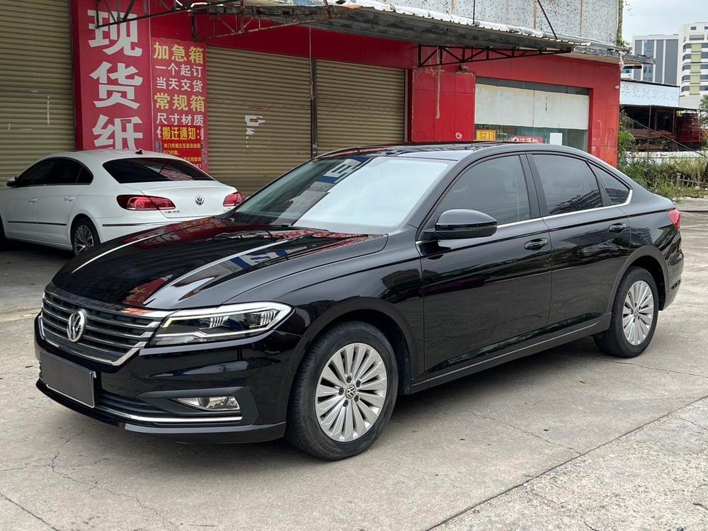 Volkswagen Lavida 2018 — фото автомобиля