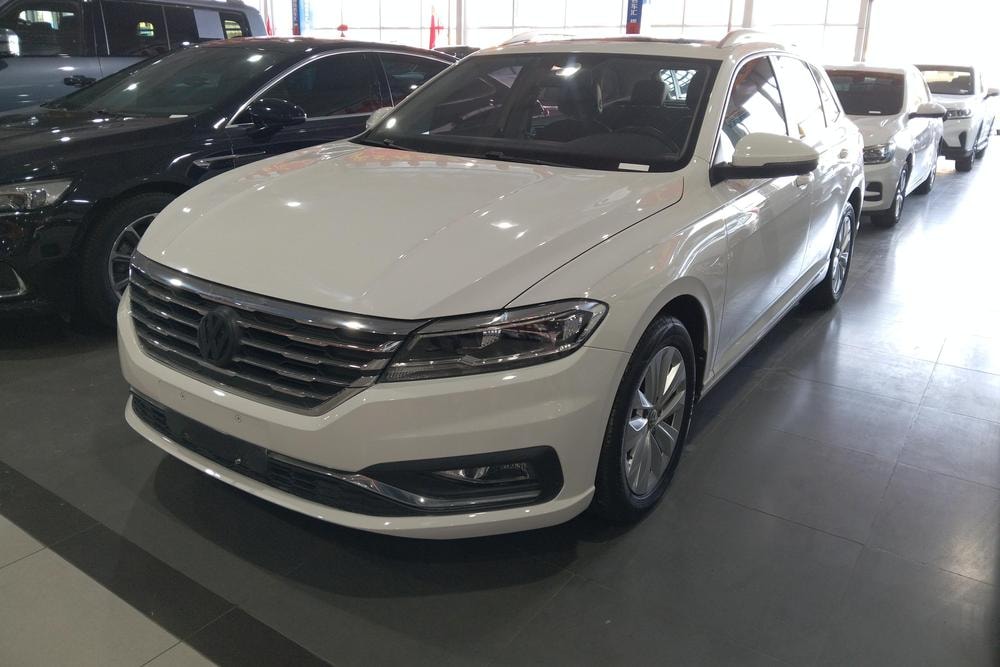 Volkswagen Lavida 2018 — фото автомобиля