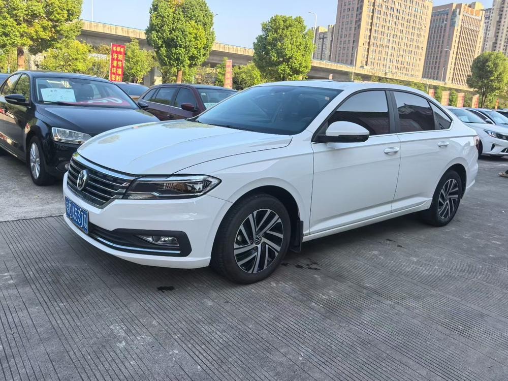 Volkswagen Lavida 2019 — фото автомобиля