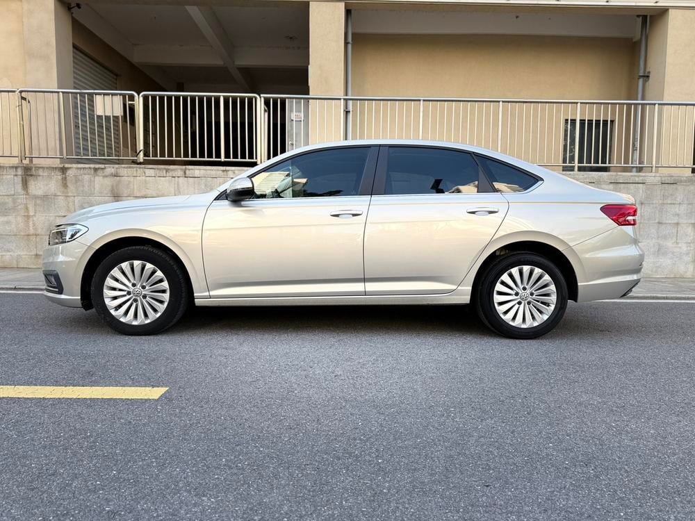 Volkswagen Lavida 2019 — фото автомобиля 1