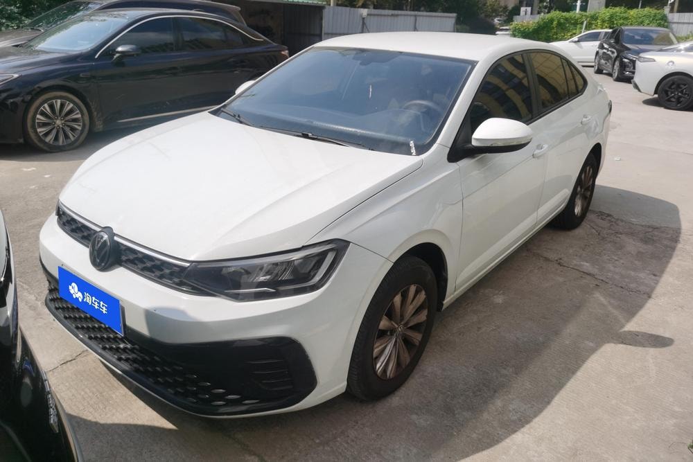Volkswagen Lavida 2025 — фото автомобиля 1