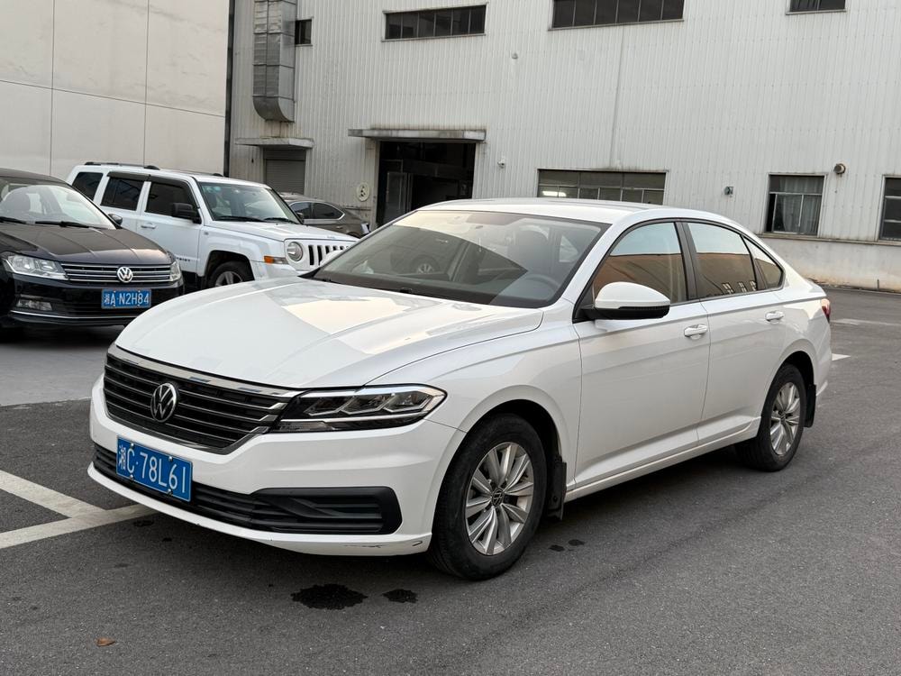 Volkswagen Lavida 2022 — фото автомобиля 1