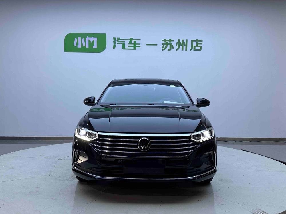 Volkswagen Lavida 2023 — фото автомобиля 1