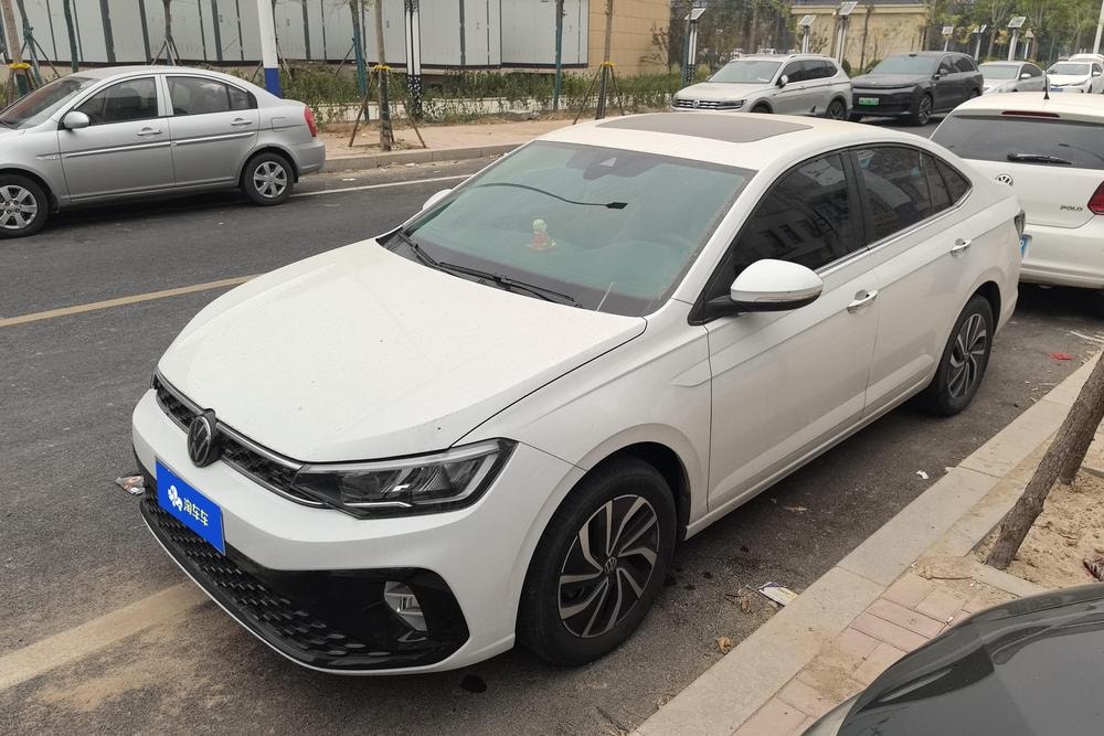 Volkswagen Lavida 2023 — фото автомобиля 1