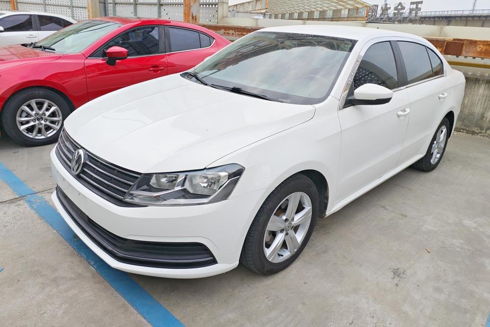 Volkswagen Lavida 2017 — фото автомобиля