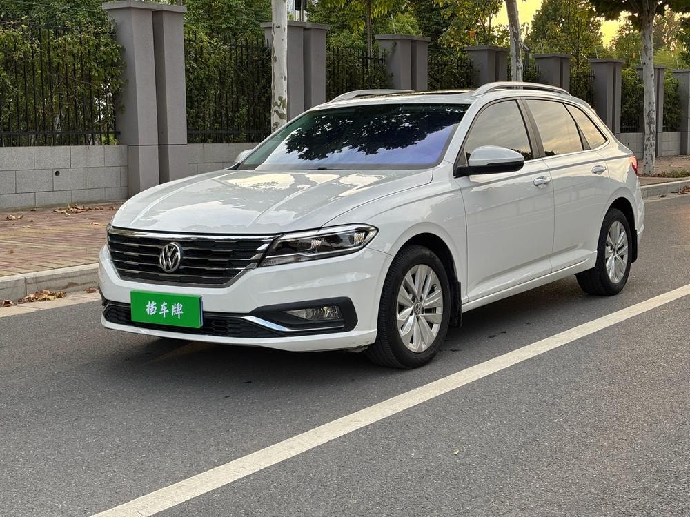 Volkswagen Lavida 2018 — фото автомобиля