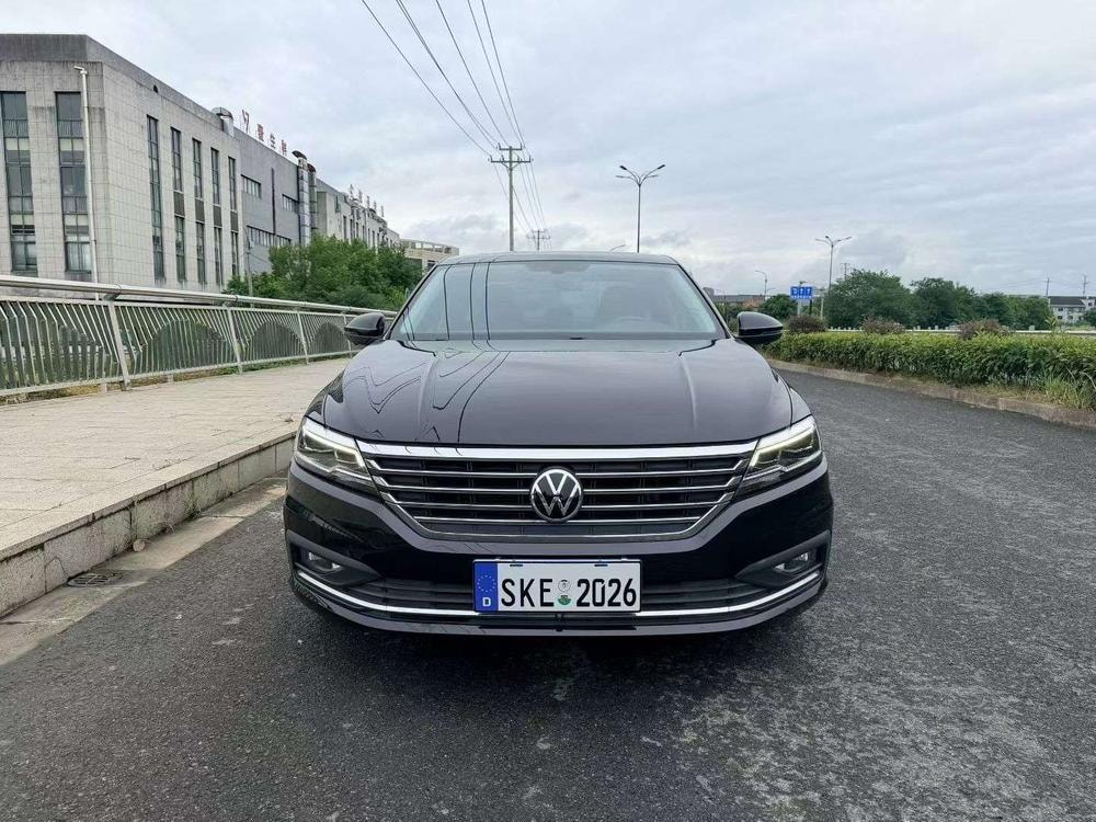 Volkswagen Lavida 2022 — фото автомобиля