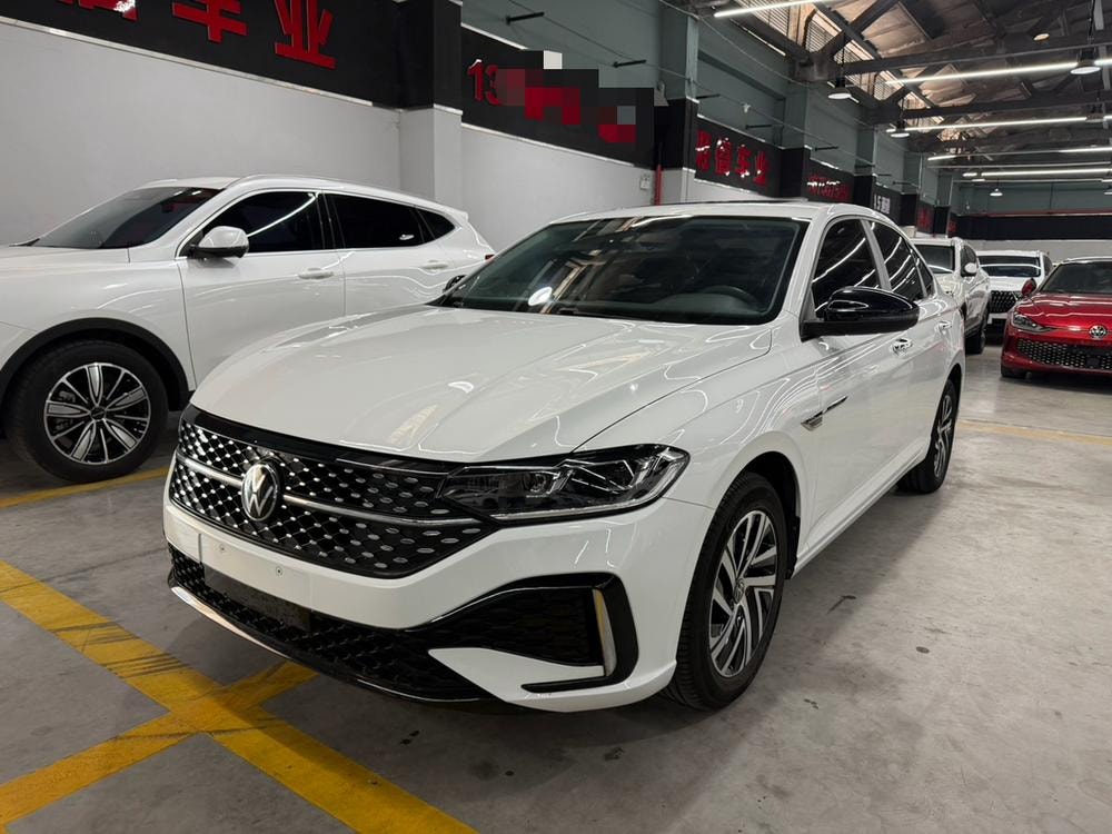 Volkswagen Lavida 2023 — фото автомобиля