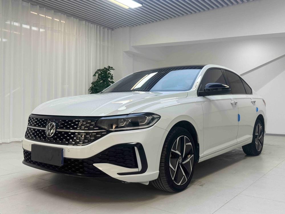 Volkswagen Lavida 2023 — фото автомобиля 1