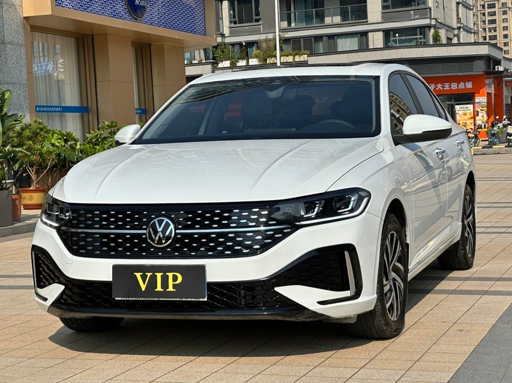 Volkswagen Lavida 2025 — фото автомобиля 1