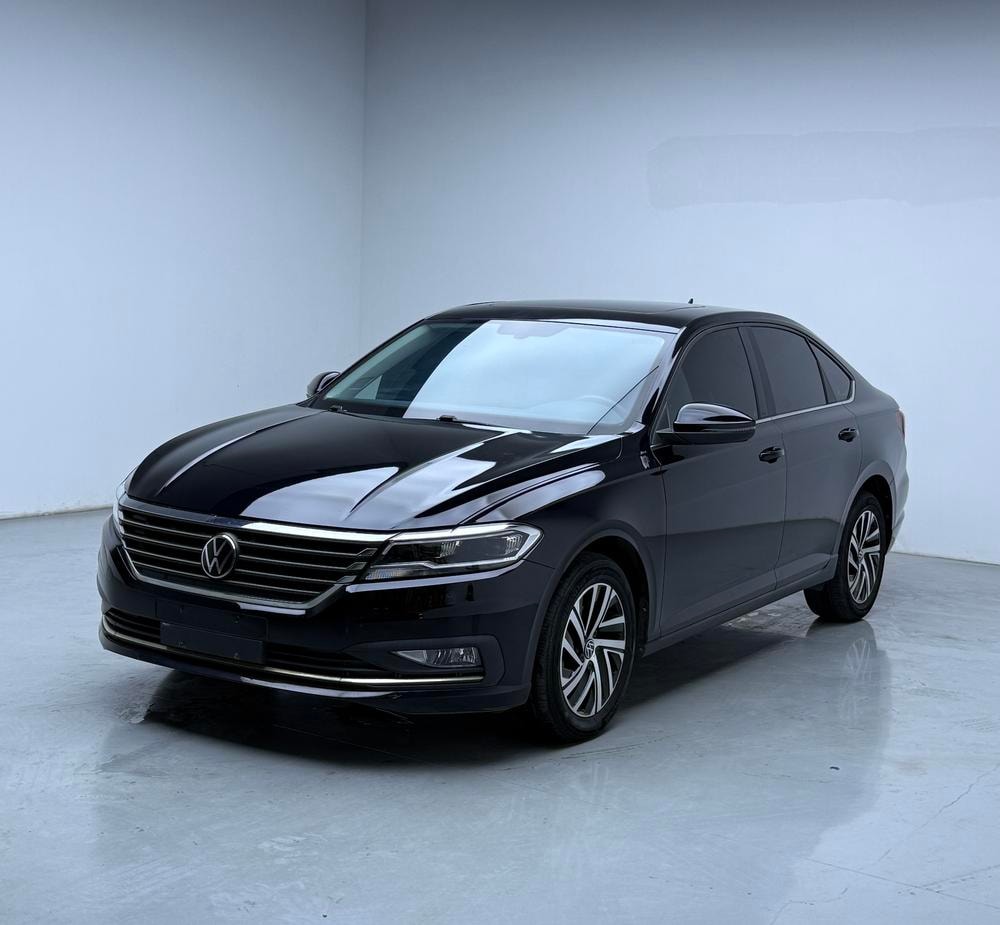 Volkswagen Lavida 2022 — фото автомобиля