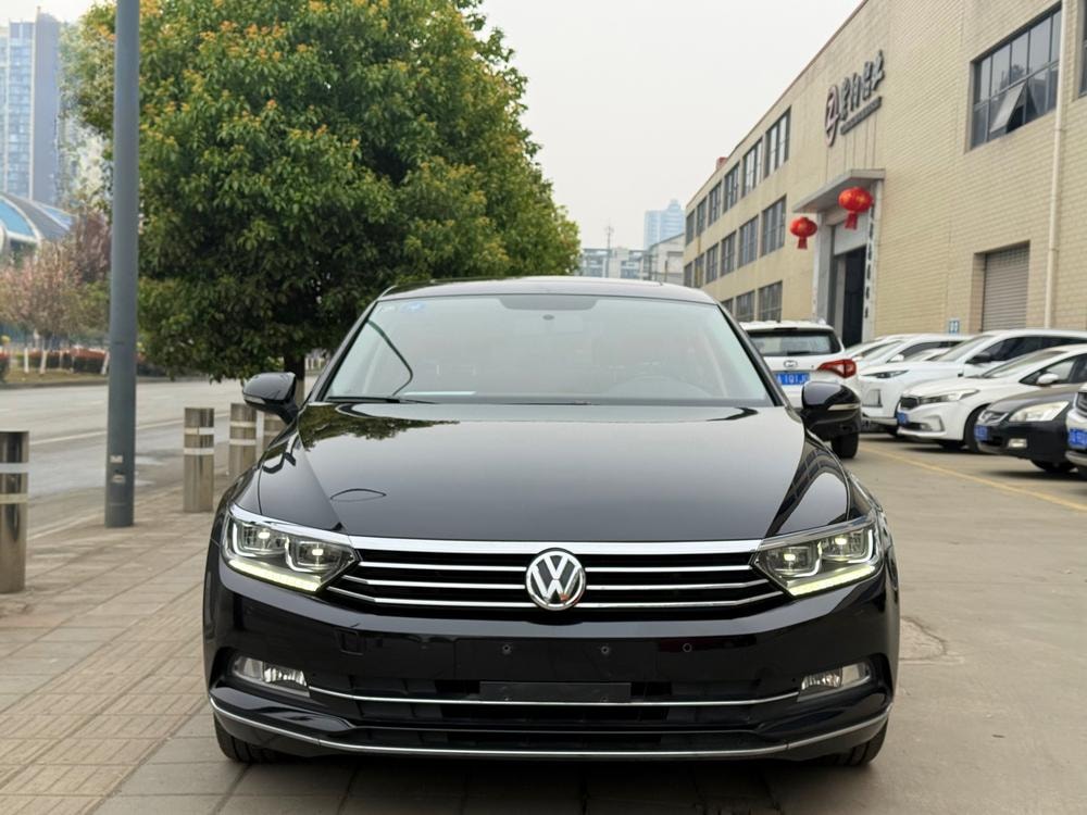 Volkswagen Magotan 2019 — фото автомобиля 1