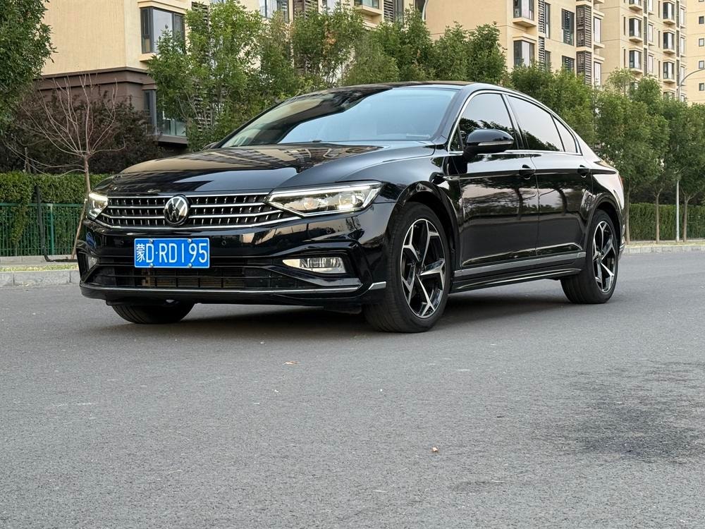 Volkswagen Magotan 2023 — фото автомобиля