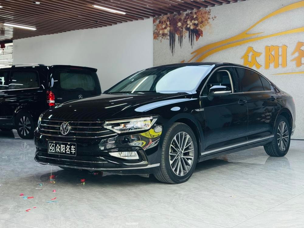Volkswagen Magotan 2020 — фото автомобиля