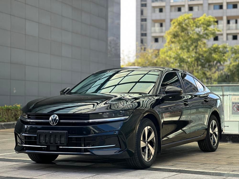 Volkswagen Magotan 2026 — фото автомобиля