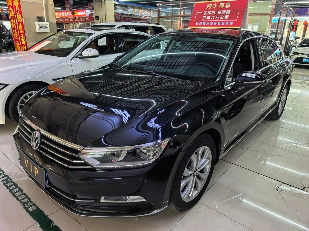Volkswagen Magotan 2018 — фото автомобиля 1