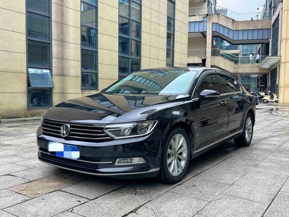 Volkswagen Magotan 2017 — фото автомобиля