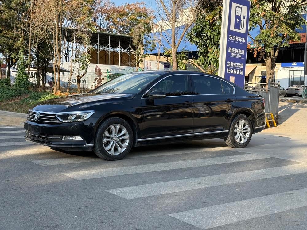 Volkswagen Magotan 2018 — фото автомобиля