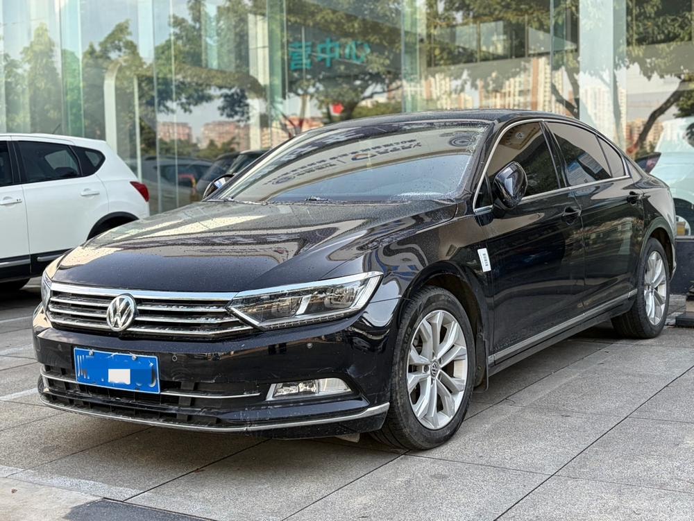 Volkswagen Magotan 2018 — фото автомобиля