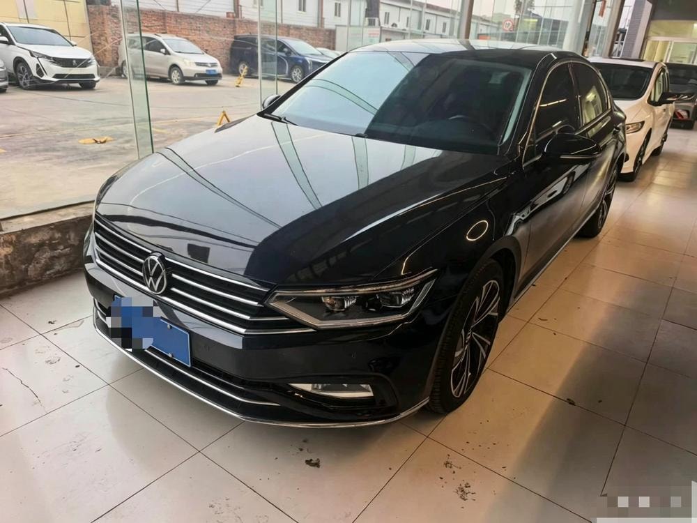 Volkswagen Magotan 2020 — фото автомобиля 1