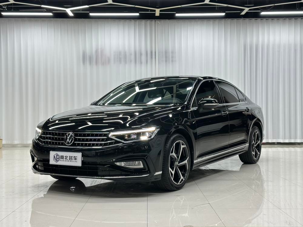Volkswagen Magotan 2023 — фото автомобиля
