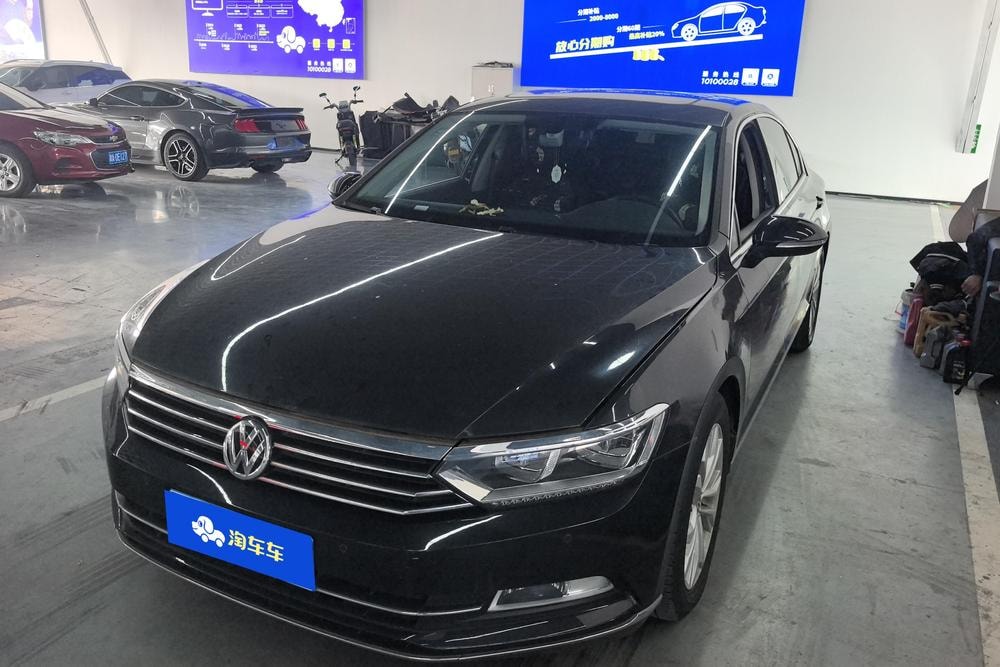Volkswagen Magotan 2019 — фото автомобиля