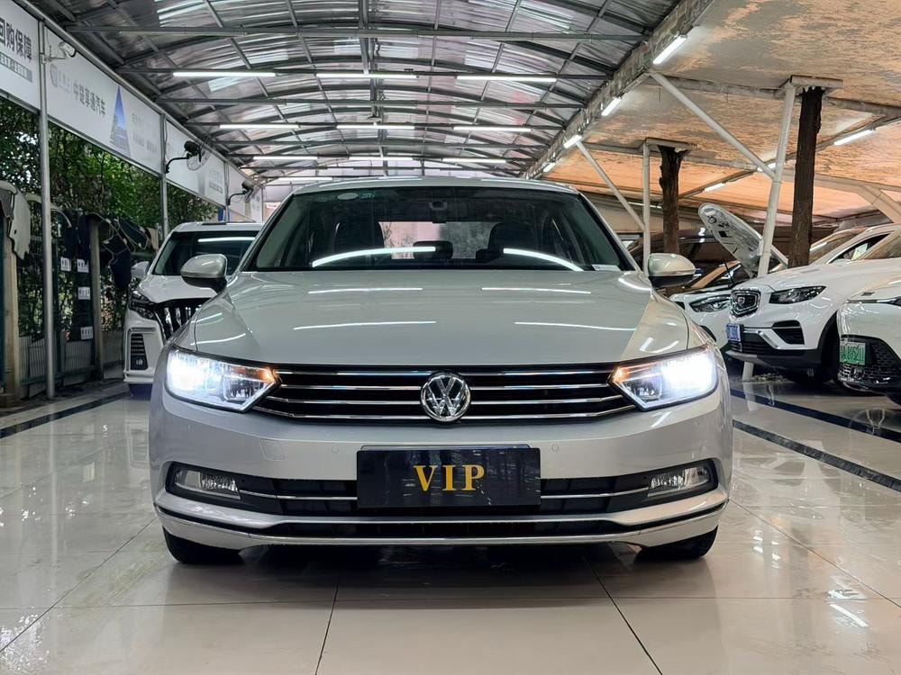 Volkswagen Magotan 2017 — фото автомобиля