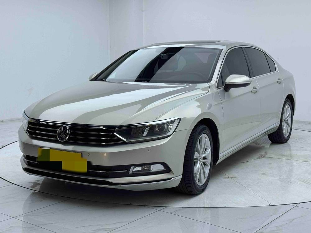Volkswagen Magotan 2018 — фото автомобиля