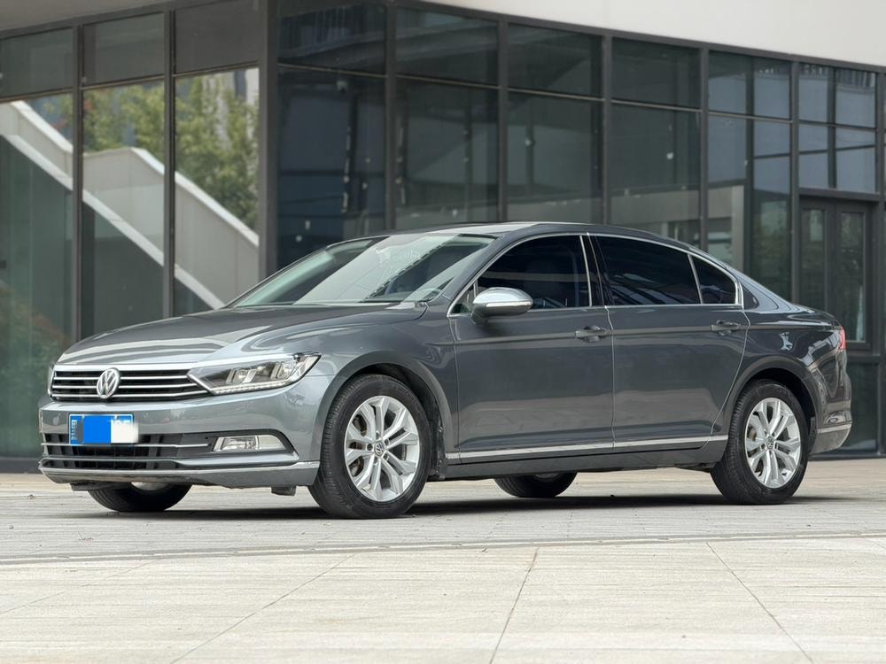Volkswagen Magotan 2017 — фото автомобиля