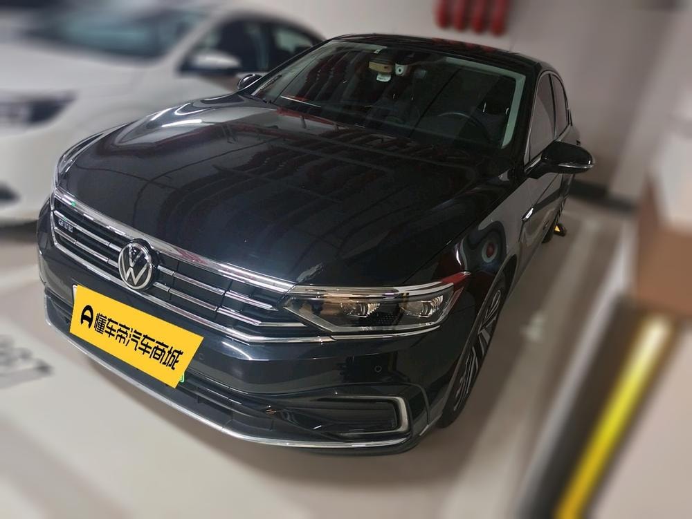 Volkswagen 迈腾PHEV 2020 — фото автомобиля