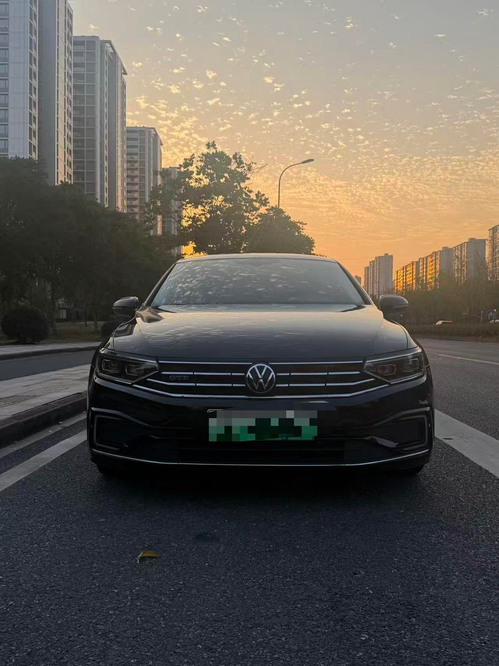 Volkswagen 迈腾PHEV 2020 — фото автомобиля