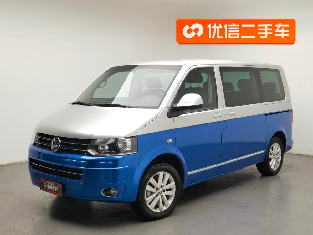 Volkswagen Multivan 2012 — фото автомобиля