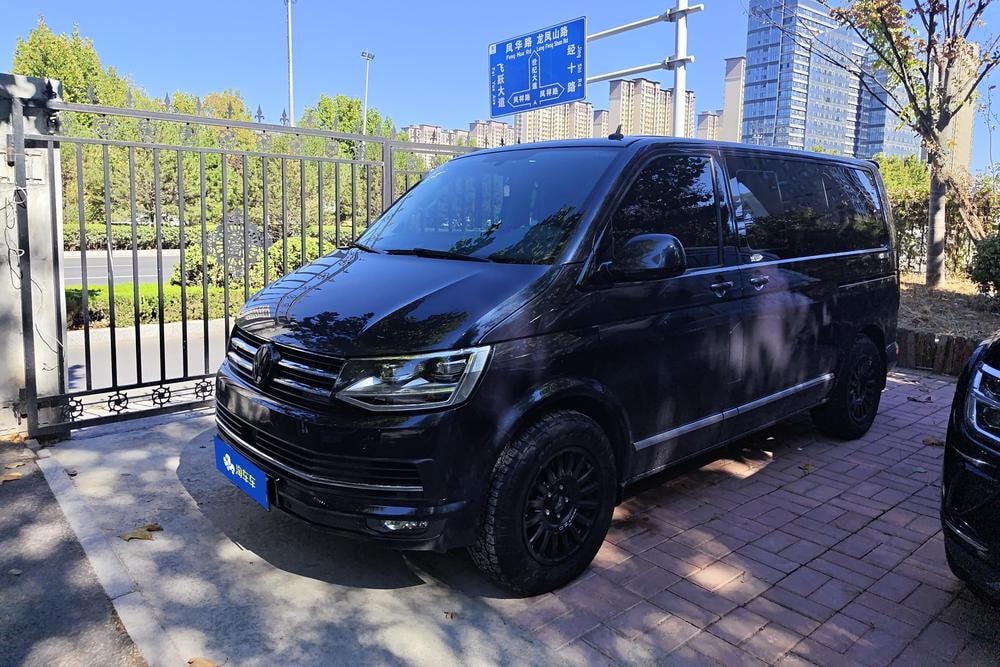 Volkswagen Multivan 2019 — фото автомобиля