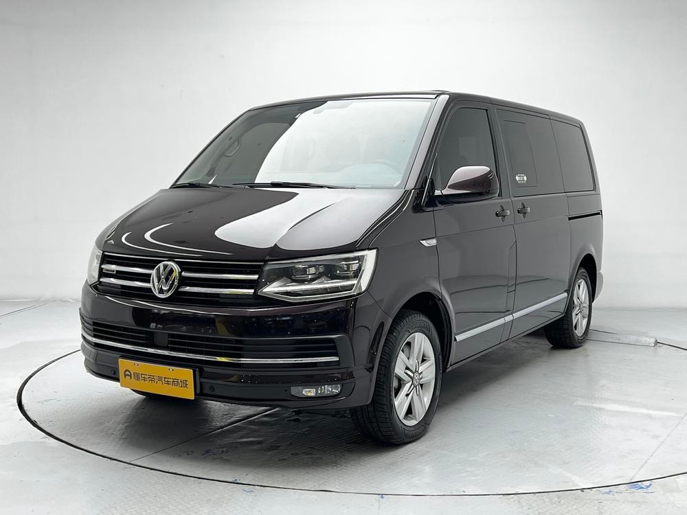 Volkswagen Multivan 2017 — фото автомобиля