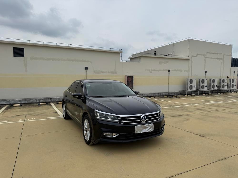 Volkswagen Passat 2017 — фото автомобиля 1