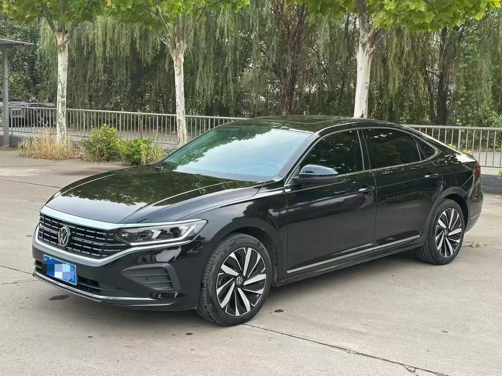 Volkswagen Passat 2026 — фото автомобиля 1