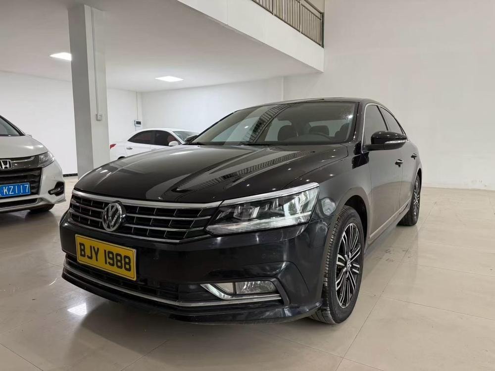 Volkswagen Passat 2017 — фото автомобиля